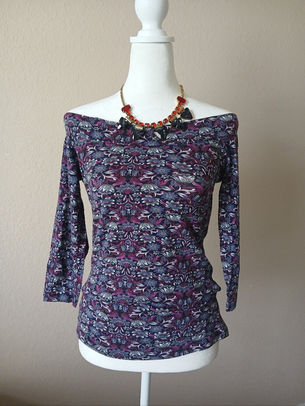 Off-Shoulder Floral Print Long Sleeve Top in Purple